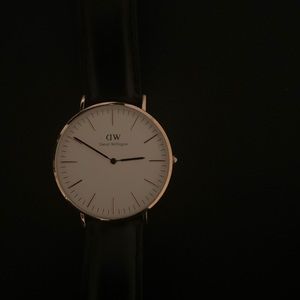 Daniel Wellington watch black leather